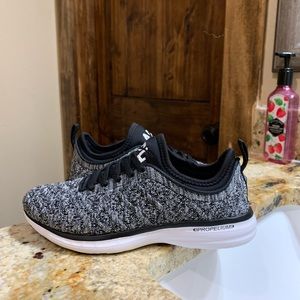 Lululemon APL Shoes